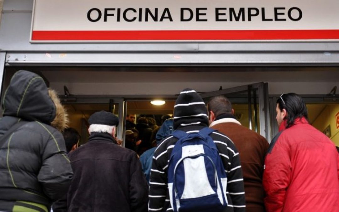 Desempleo en España cayó a su nivel más bajo en 15 años
