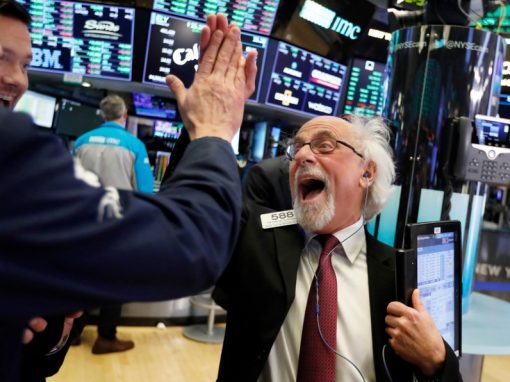 Wall Street cerró mixto, pero el Nasdaq repuntó a última hora