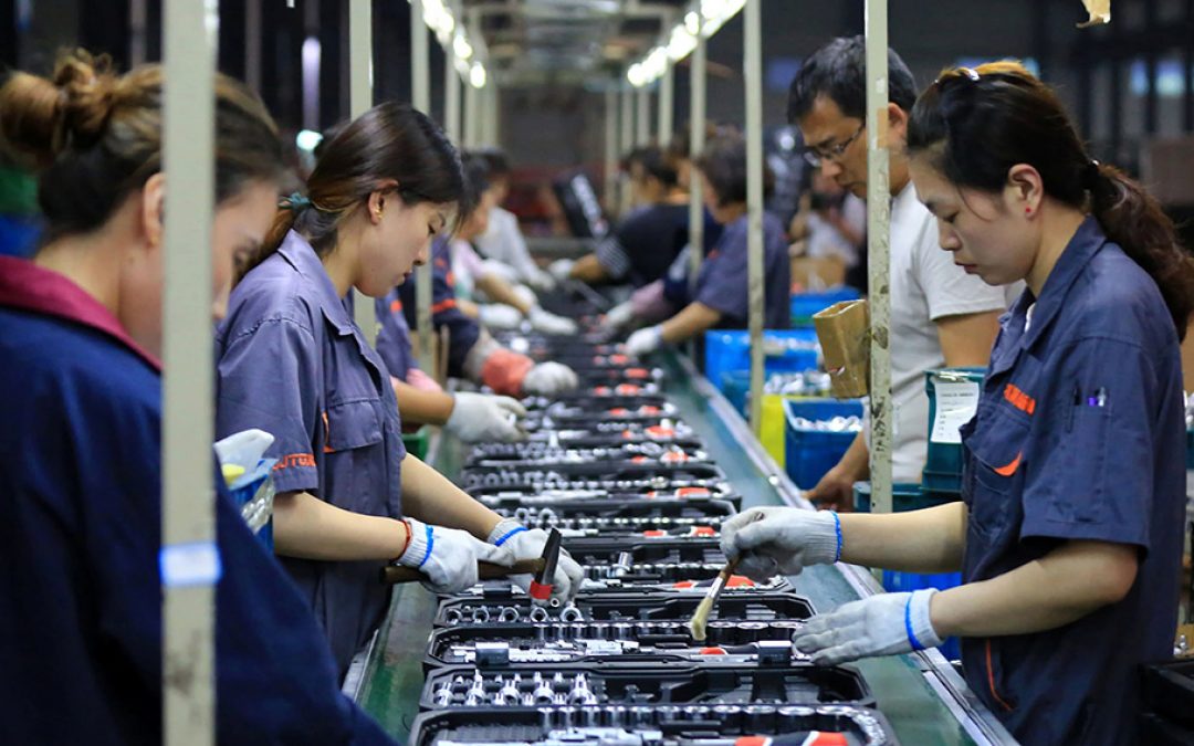 El desempleo juvenil en China alcanza su máximo histórico en abril con una tasa del 20,4%