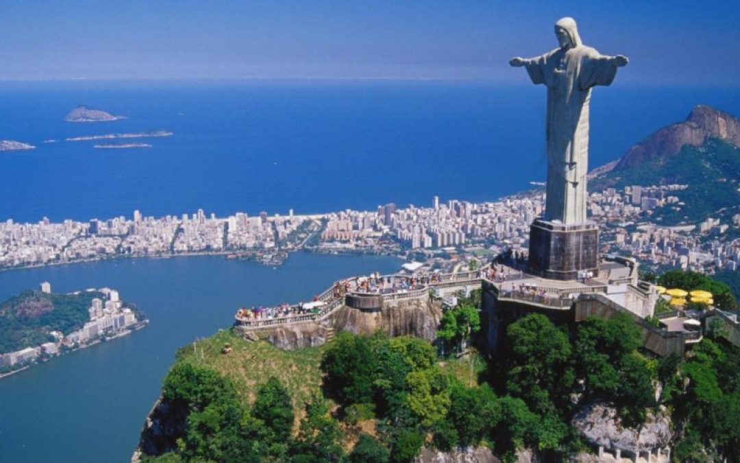 Lula pide a los brasileños que viajen por su país en lugar de «al Louvre o a Disneyland»