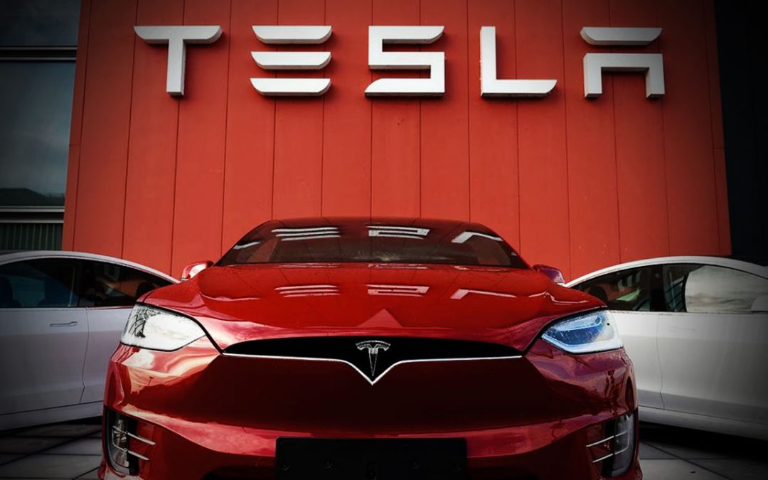 Tesla ofrece trabajo y salarios MONUMENTALES: Estas son las vacantes y el procedimiento de postulación