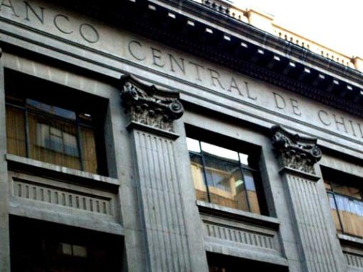 Banco Central de Chile sube su tasa de interés hasta 150 puntos en este mes