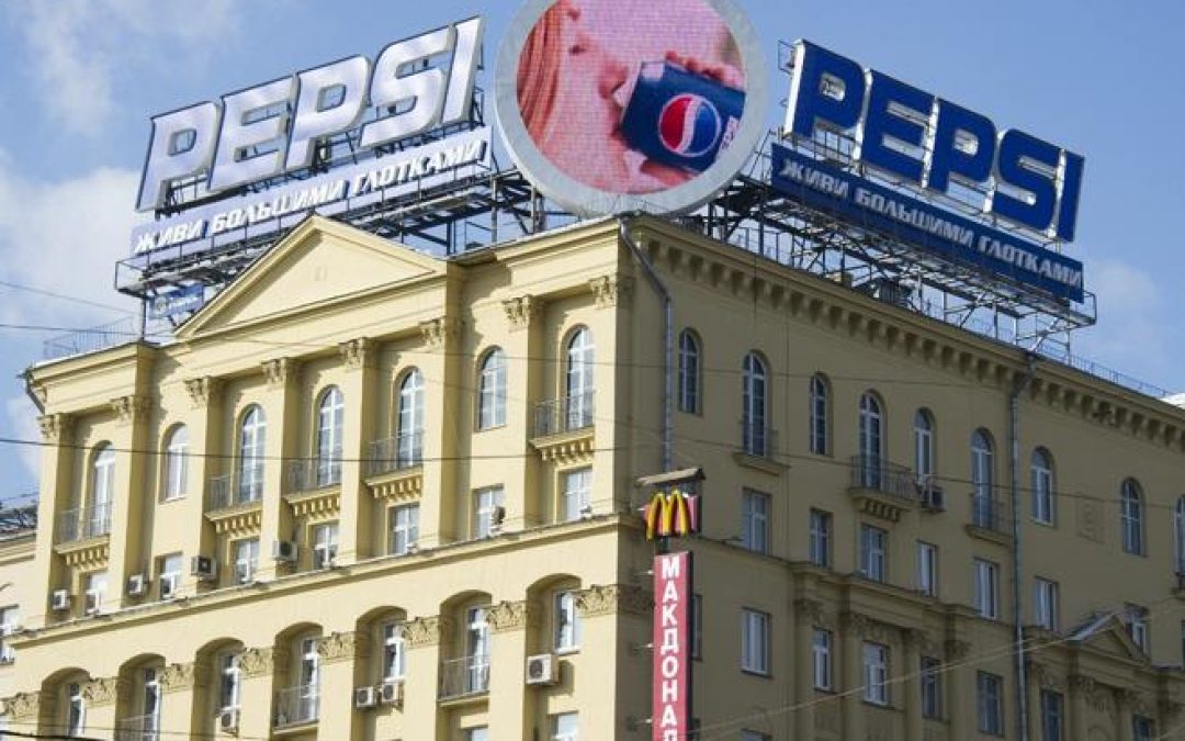 Automercados europeos dejan de vender productos de Pepsi Co.