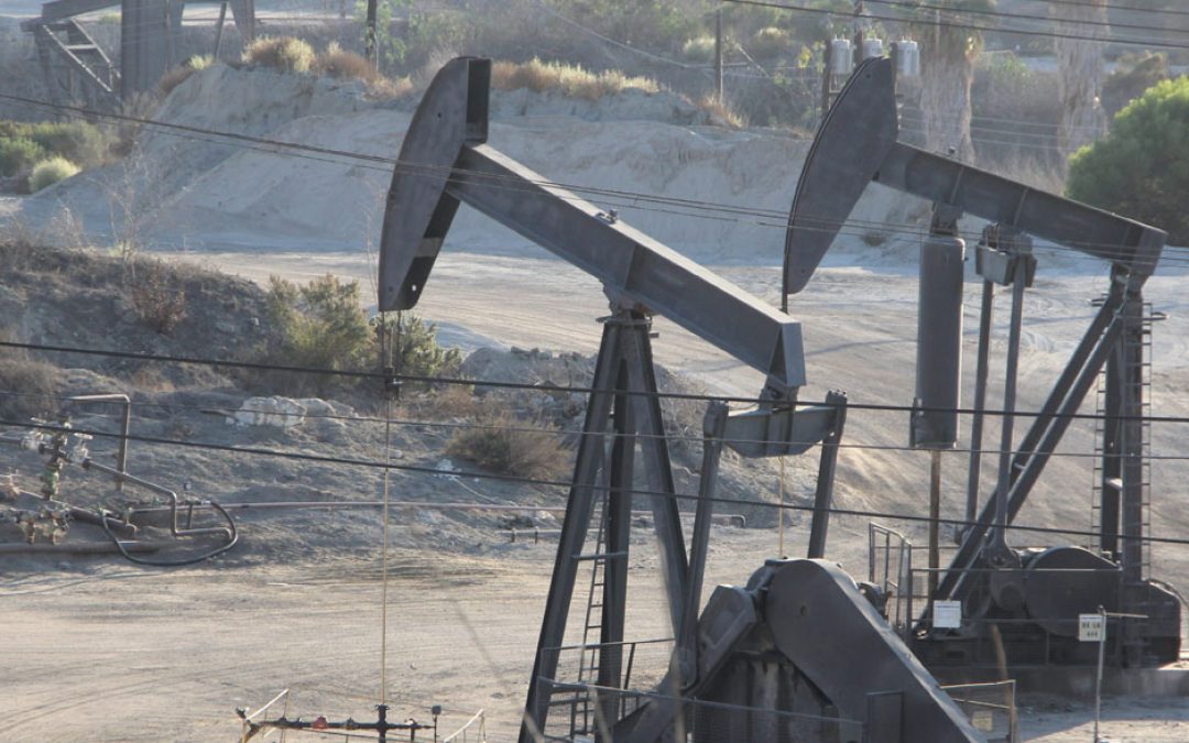 El petróleo de Texas sube un 3,5 % y cierra en 86,52 dólares