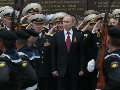 Putin justifica ataque 'preventivo' a Ucrania y llama a evitar guerra mundial