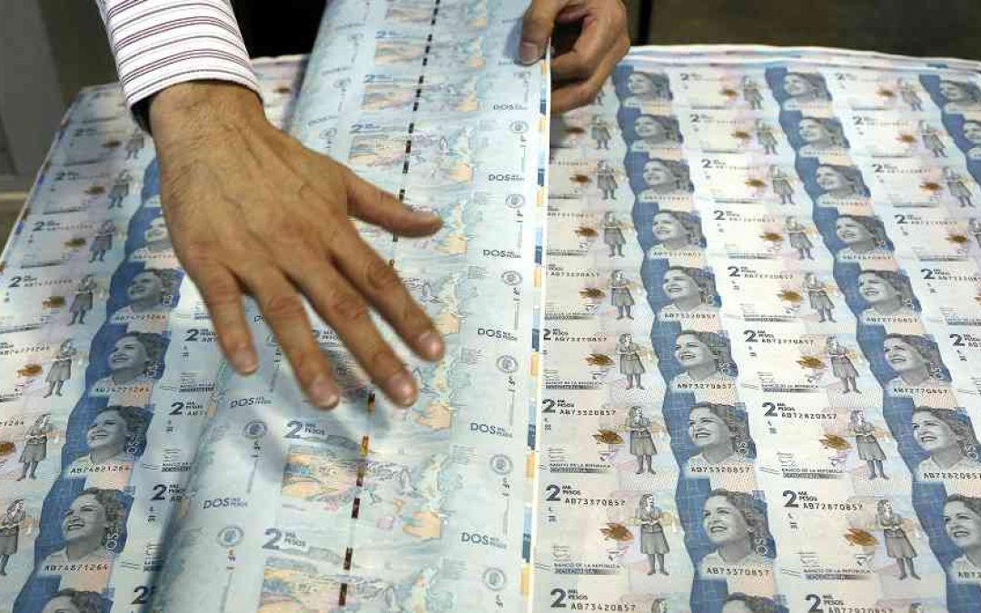 Colombia: Emisor subiría hasta 150 puntos su tasa para atajar la inflación
