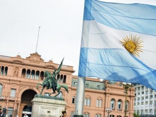 <strong>Argentina vota en medio de una histórica crisis económica</strong>