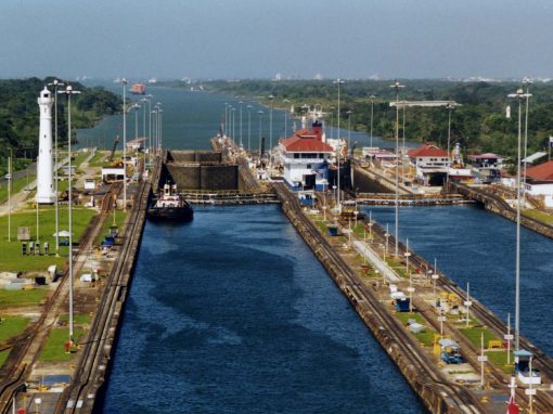 Navieras pagaron 235 millones de dólares para evitar congestión en canal de Panamá