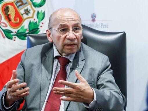 Perú revisa a la baja crecimiento económico por "complicado" contexto externo