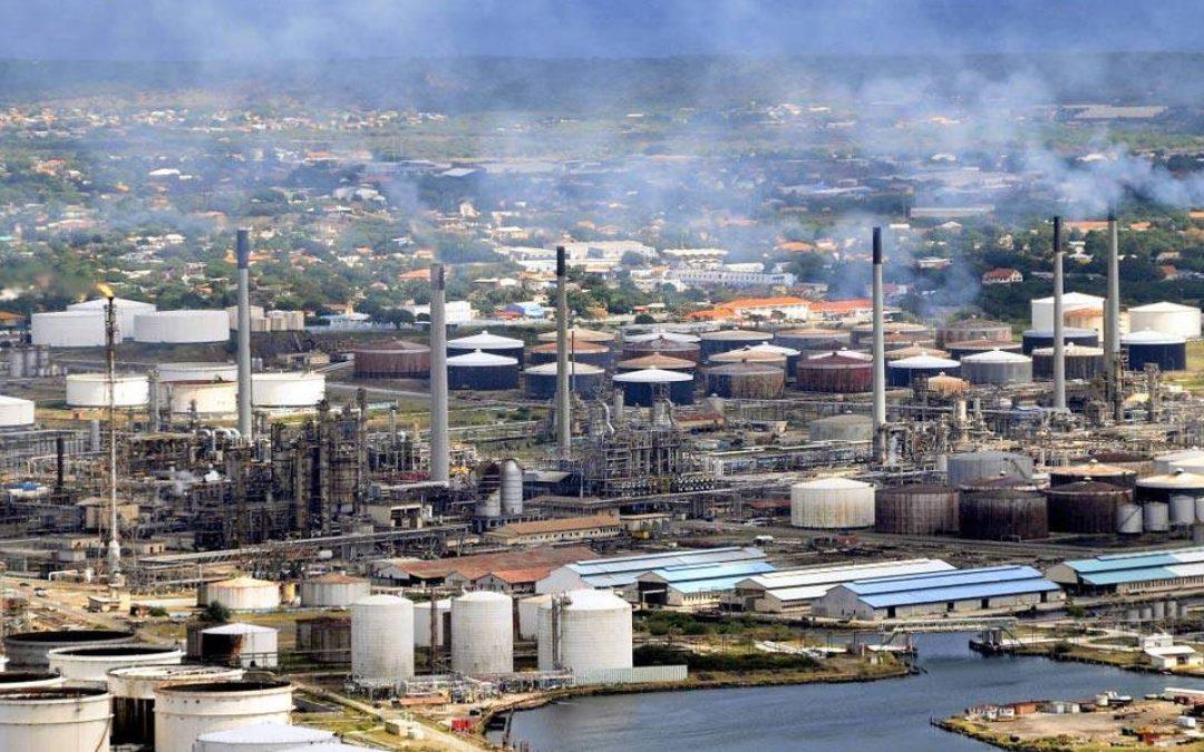 Refinería de Curazao estaría evitando crudo venezolano para no perder renovación de la licencia OFAC