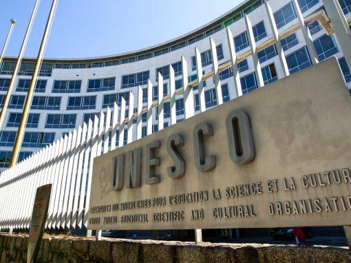 Unesco alerta de la baja remuneración de docentes en Europa y Norteamérica