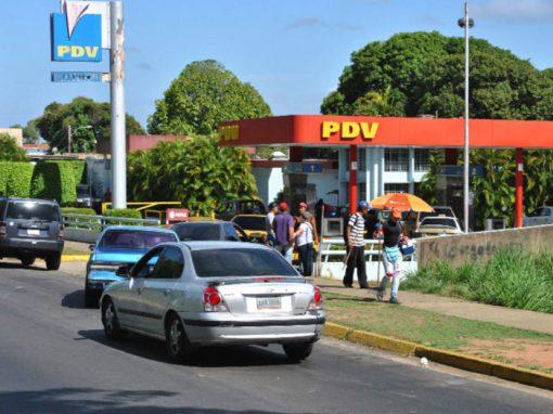 <strong>Ante rumores de la visita presidencial a Barinas, nueve gasolineras abrieron este 26 de noviembre</strong>